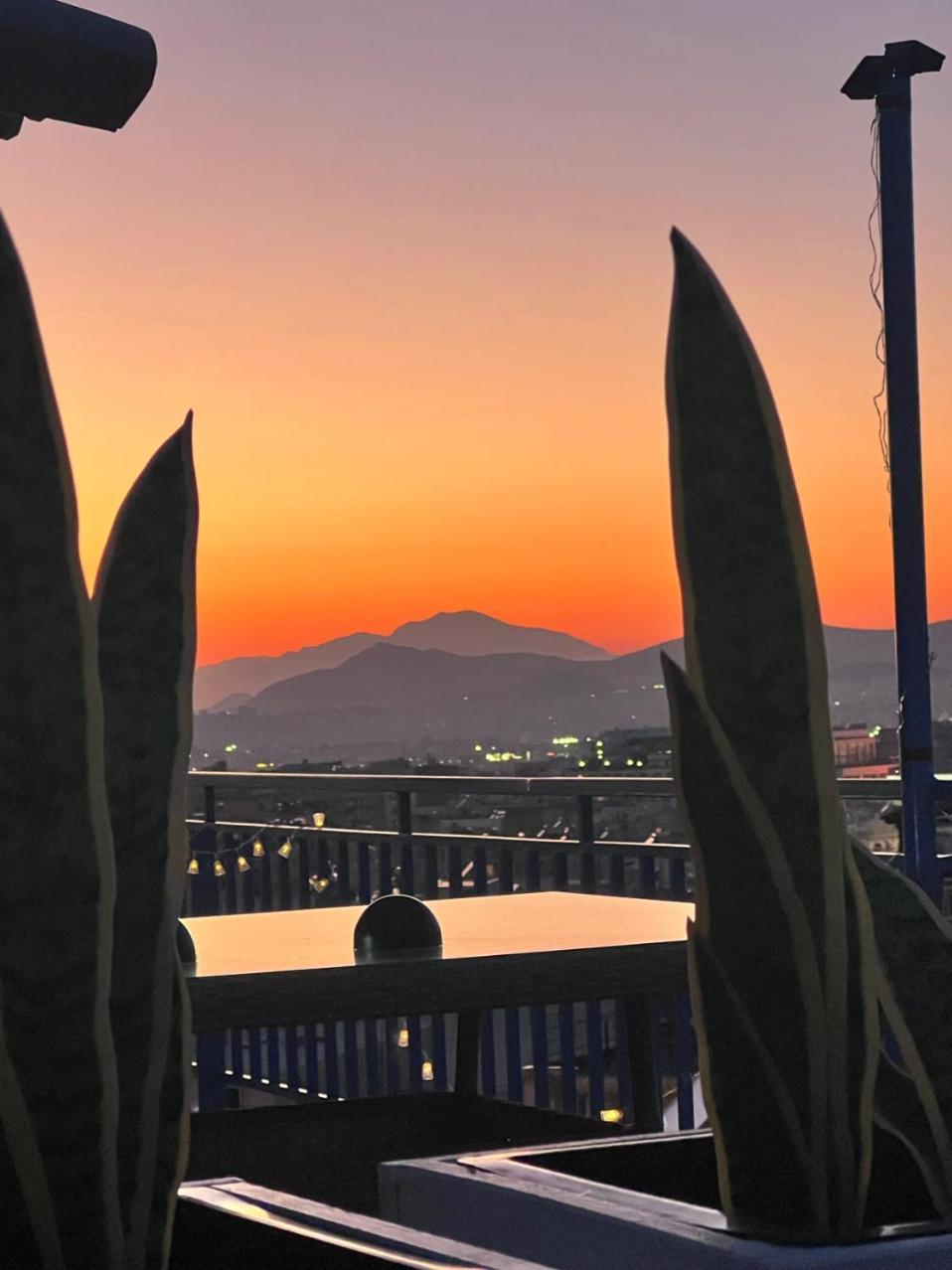 Sky Inn With Great Location Wonderful Acropolis View In Neos Kosmos Athen Eksteriør bilde