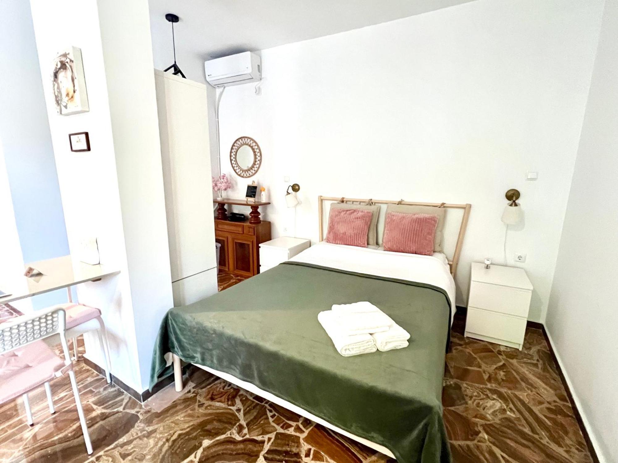 Sky Inn With Great Location Wonderful Acropolis View In Neos Kosmos Athen Eksteriør bilde